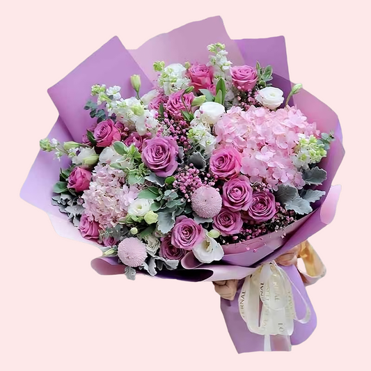 紫色玫瑰花, 粉色繡球花, 乒乓菊花, 白色紫羅蘭花束